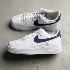 Nike White Leather Sneakers with Navy Swoosh